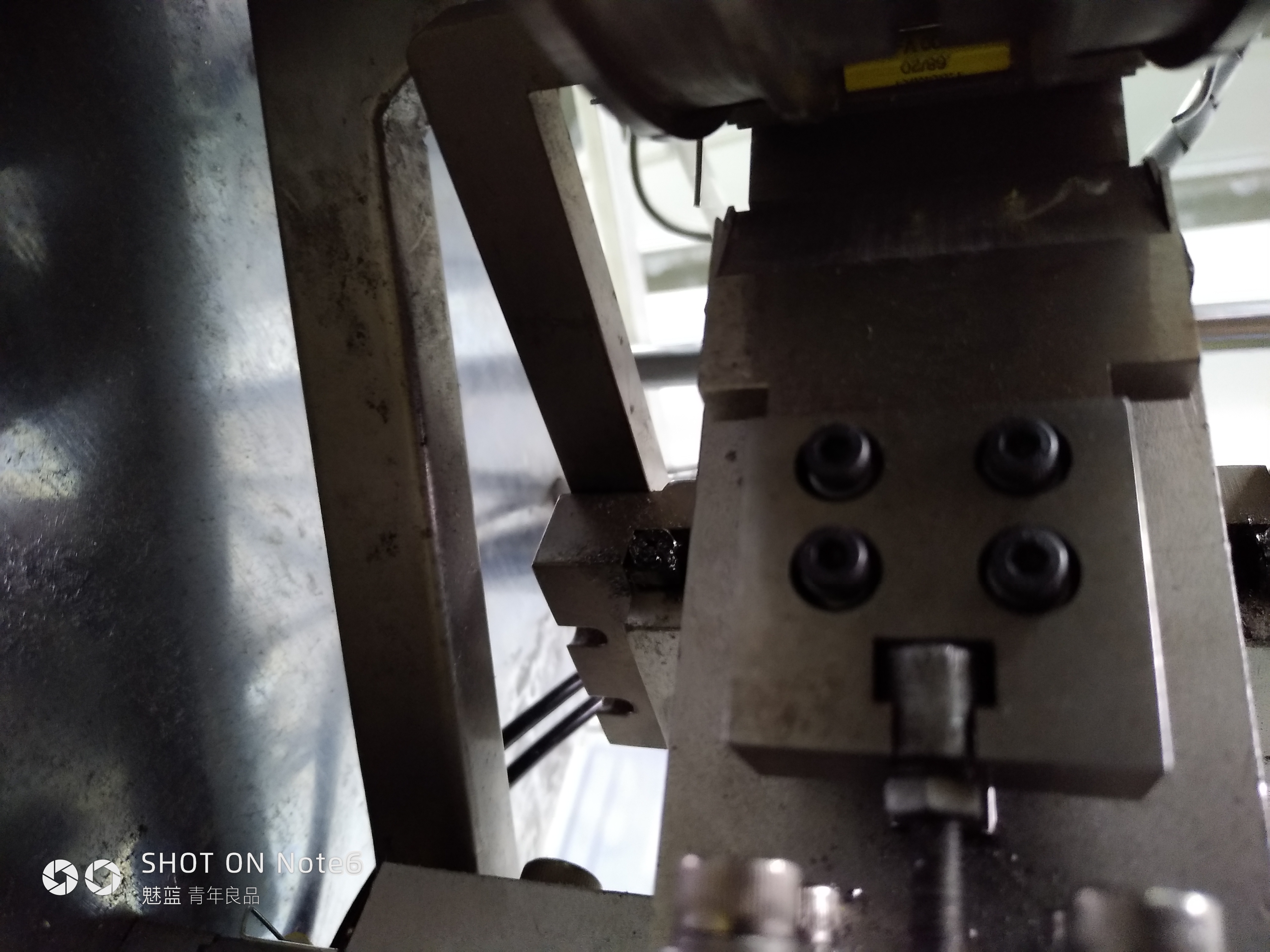 电容剪脚折弯（sw18可编辑+工程图+bom）