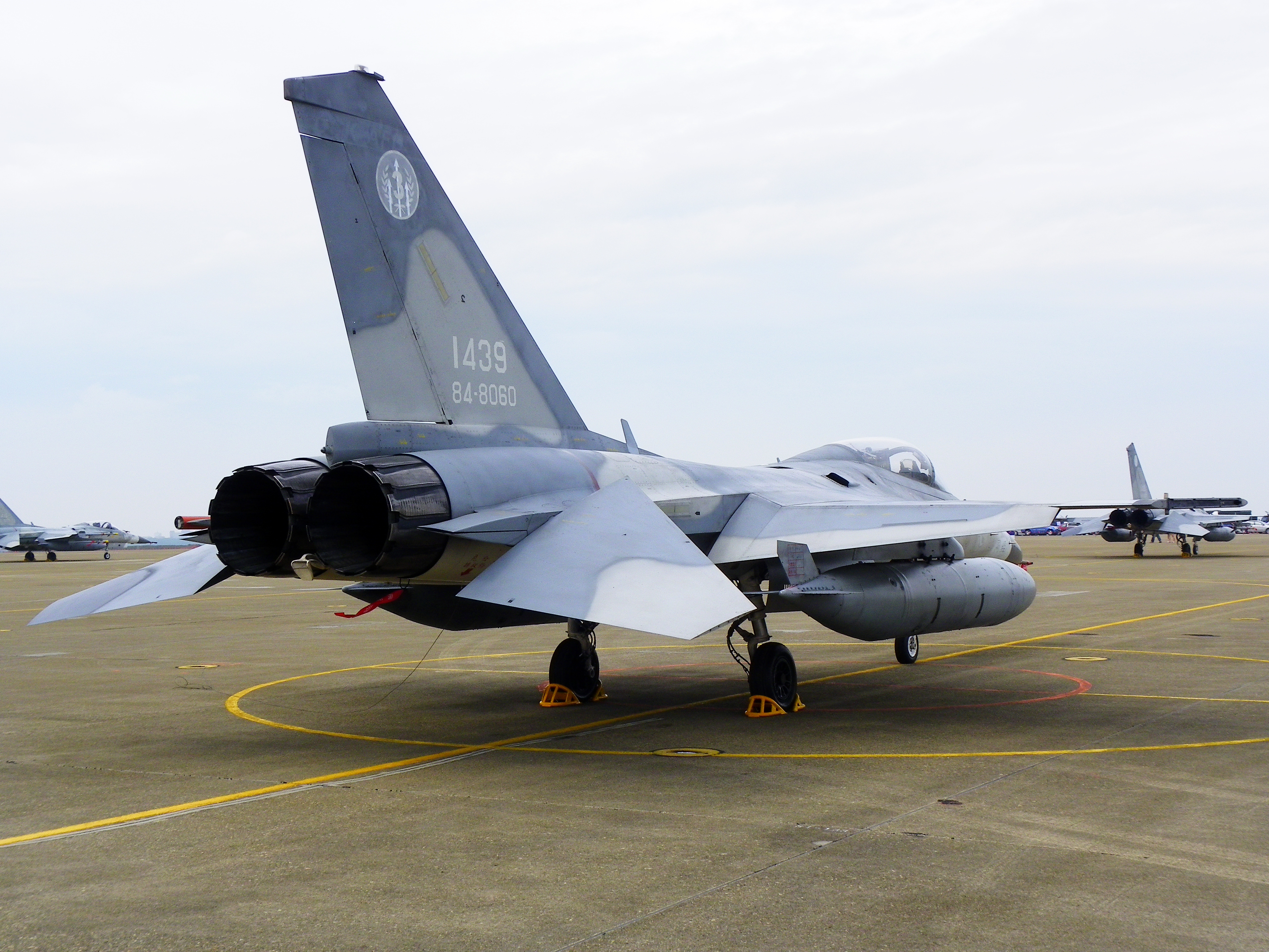 E1123-台湾省空军F-CK-1经国号战斗机三维SW2012带参