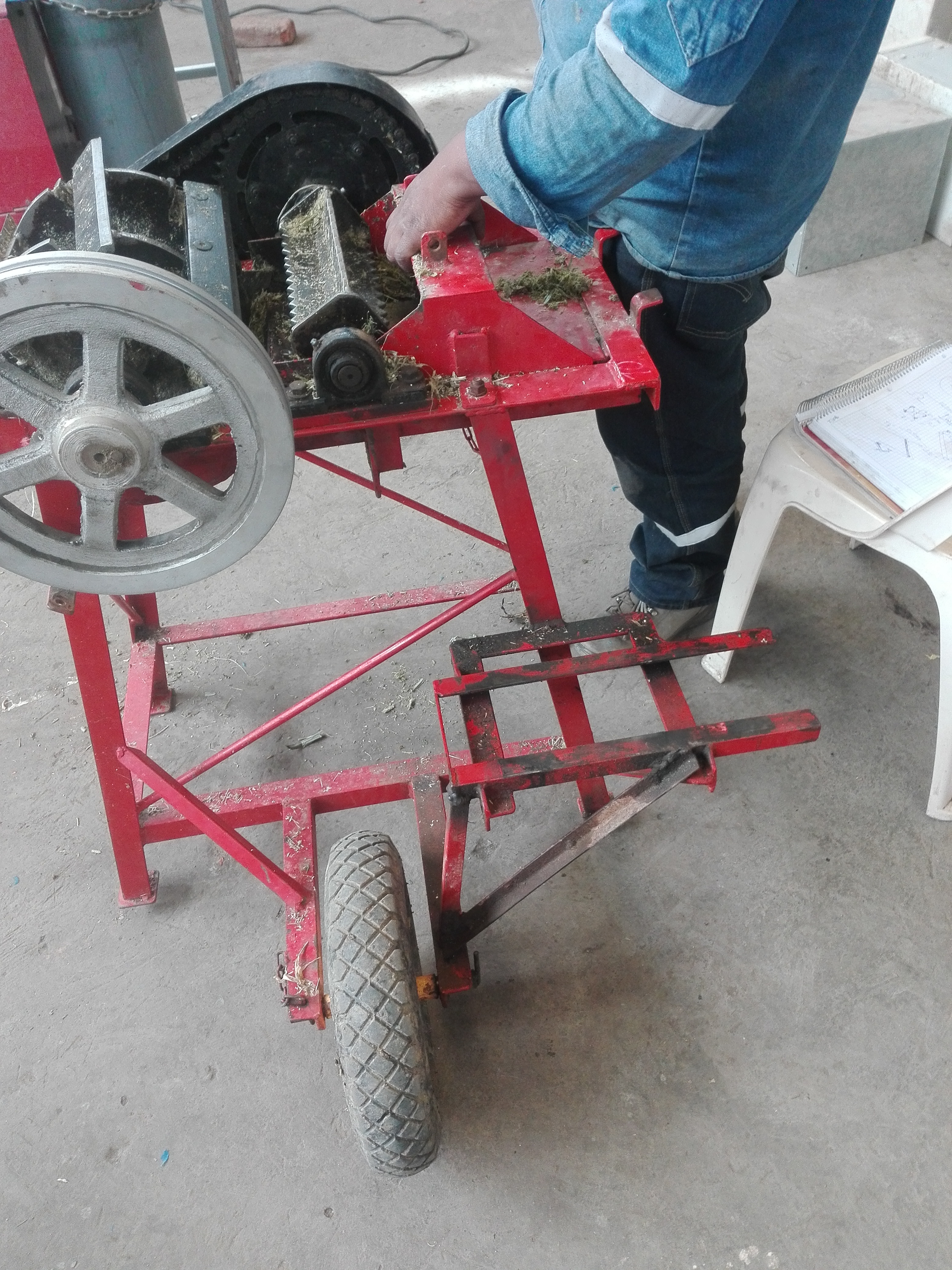 牲畜饲料切碎机研磨机sw22可编辑