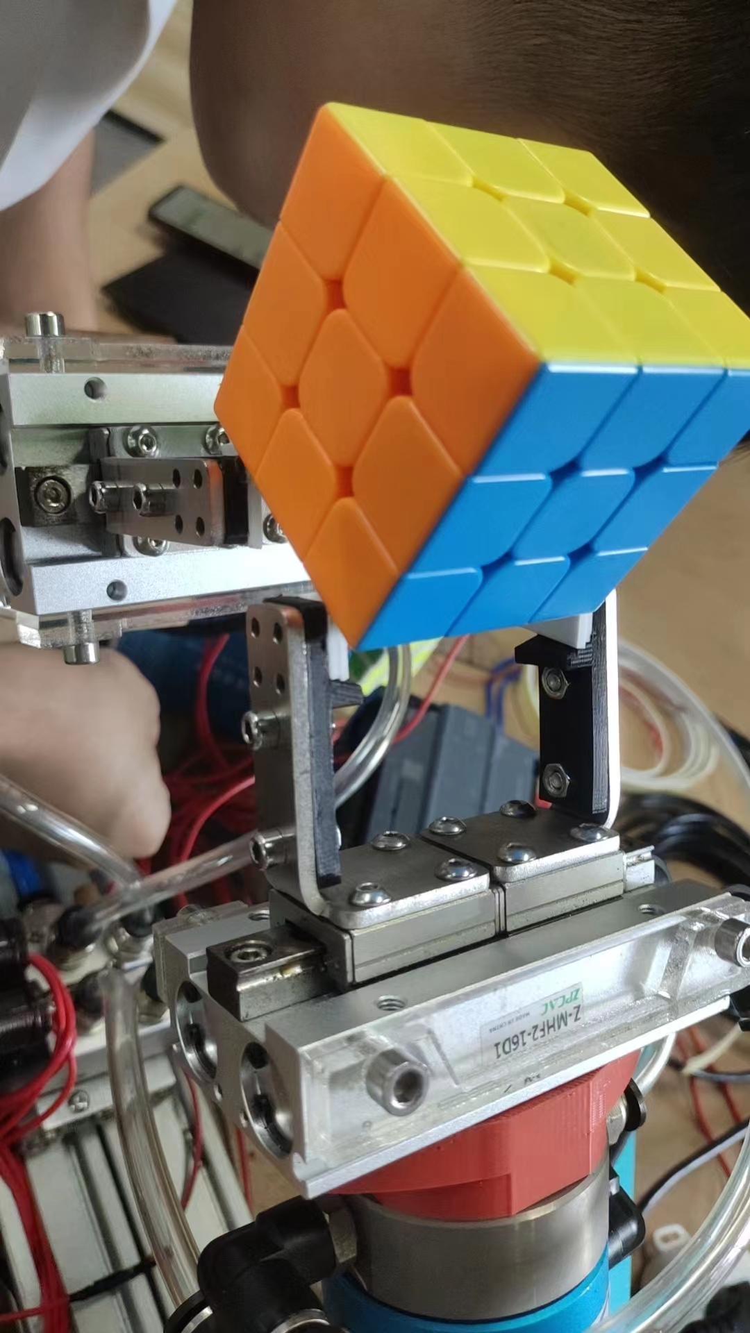 魔方机器人sw12可编辑