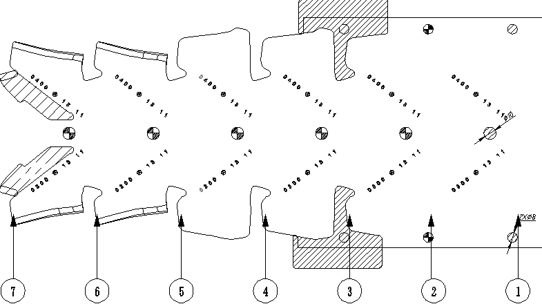 汽车前支撑板级进模设计
