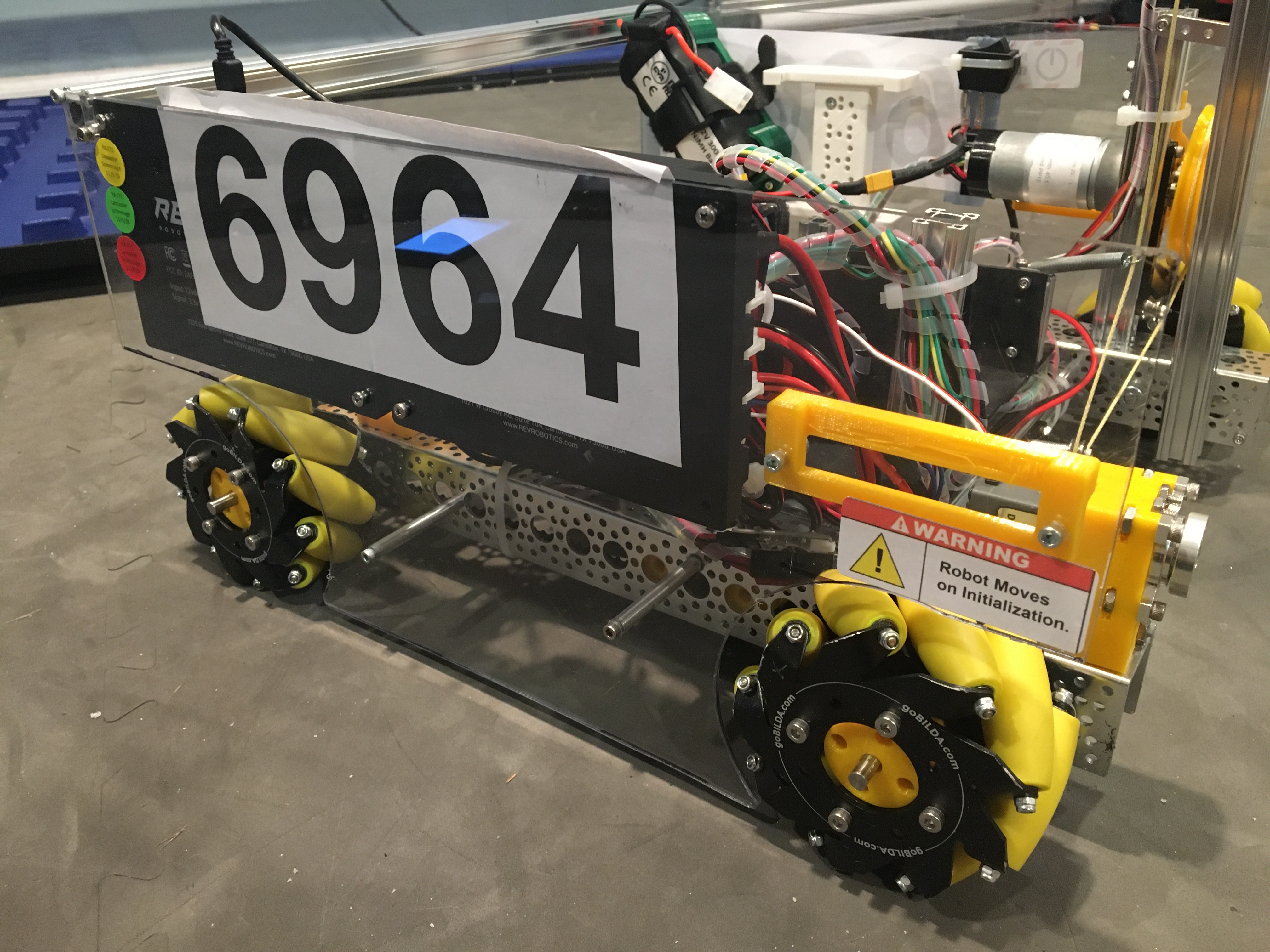 2019 FTC 6964 Igutech麦克纳姆轮车底盘