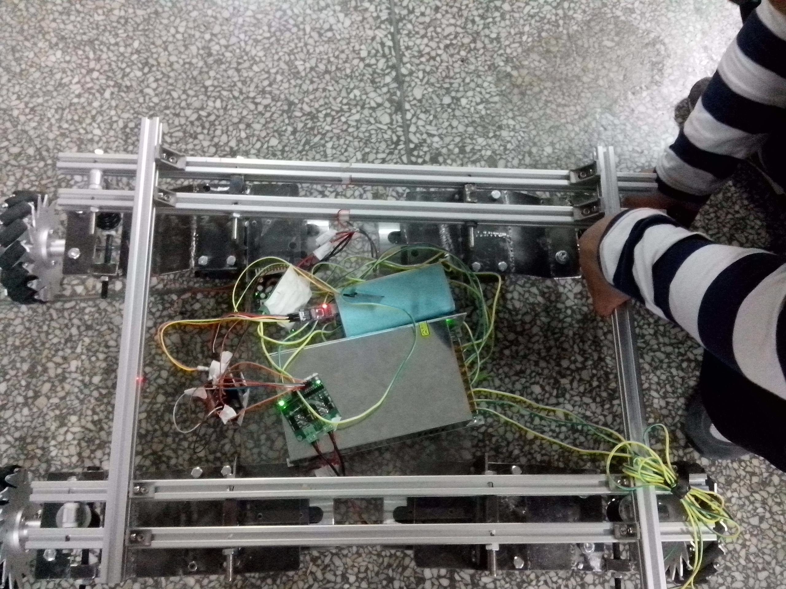 减震车（三维+设计+程序+原理图+二维）