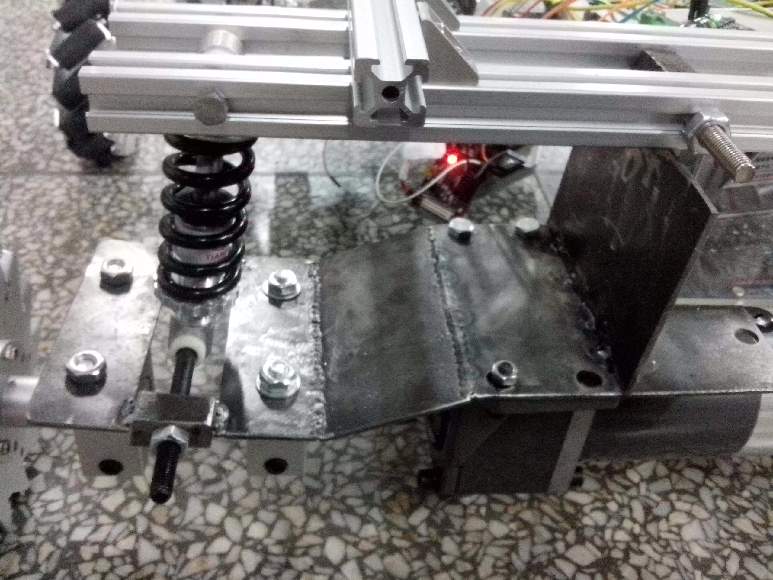 减震车（三维+设计+程序+原理图+二维）