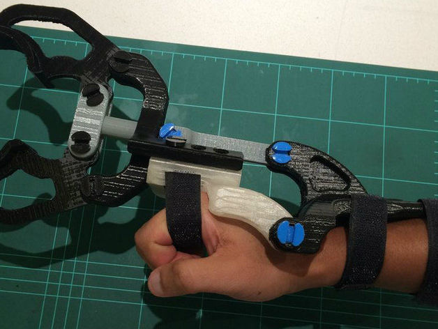 Black Ram设计的手臂外接式机械手3D打印图纸 stl格式