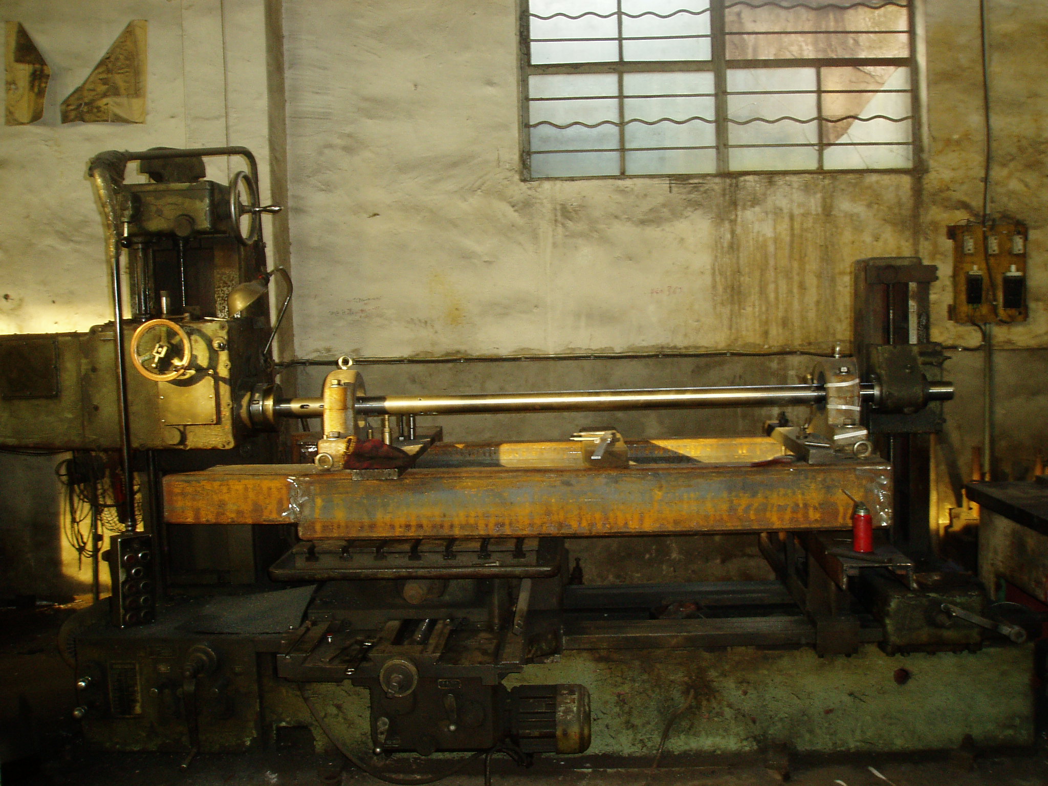 卧式螺旋卸料沉降离心机